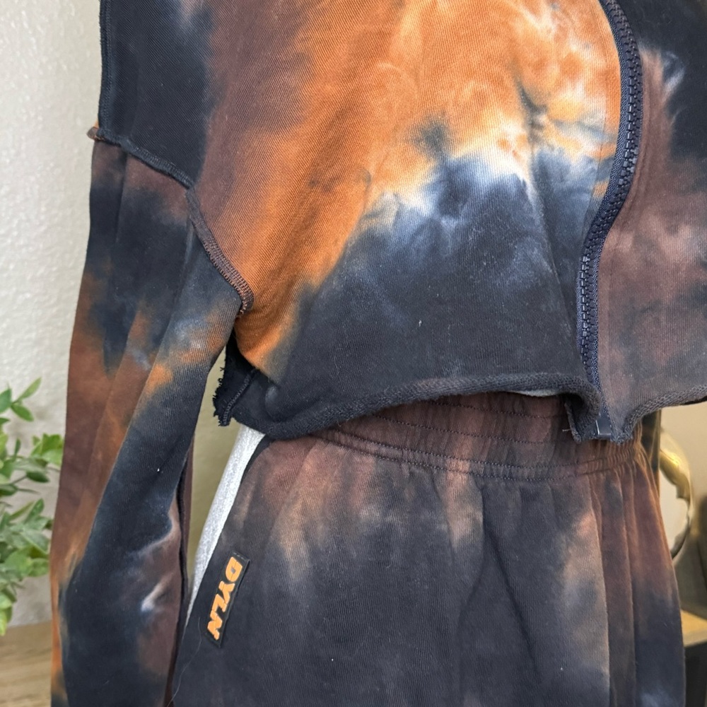 By DYLN Sweat Set - Picture 2 of 4